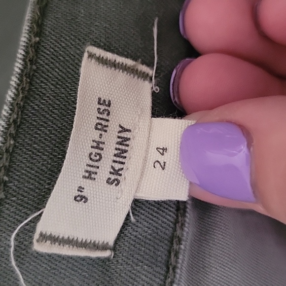 Madewell 9" High Rise Skinny Jeans in Olive Green Buton Front 24 Style J6660 - Picture 6 of 11